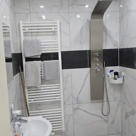Апартаменты Tahiri House 64 F1